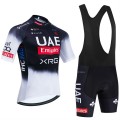 Ensemble cuissard vélo et maillot cyclisme équipe pro UAE TEAM EMIRATES 2025 Aero Mesh Black Edition